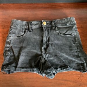 American Eagle black super super stretch shorts